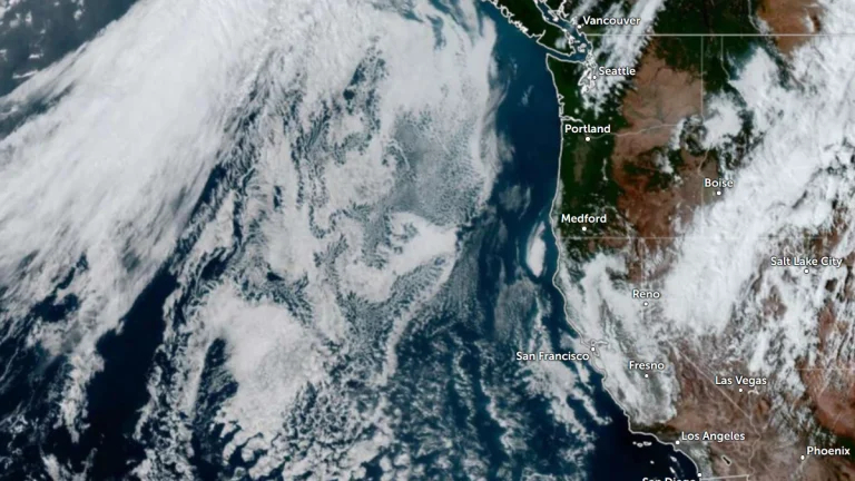 Daytime Satellite image of the Pacific Northwest (PNW) as of 03:30 UTC on October 16, 2025