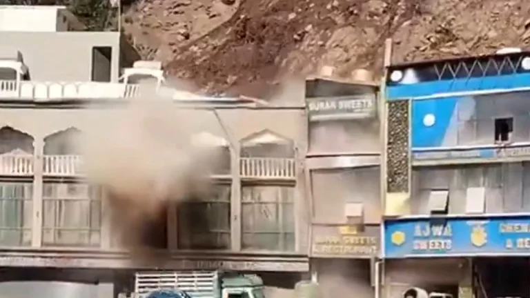Landslide collapses hotel and shops along Jammu–Srinagar Highway october 2025
