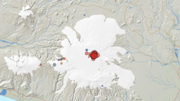 earthquake swarm mýrdalsjökull katla iceland october 20 2025