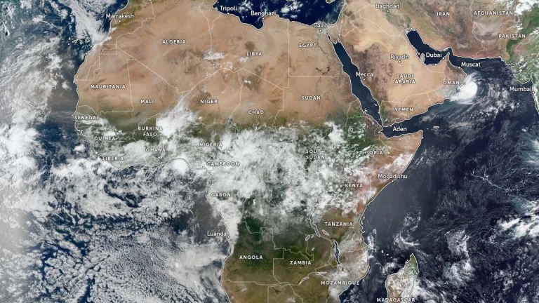 satellite image africa 0930 utc october 5 2025