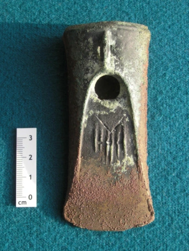 Bronze axehead uncovered at Semiyarka