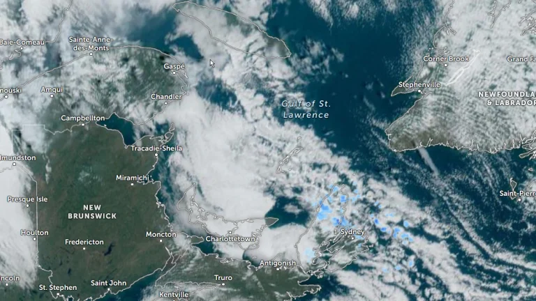 Satellite image of Atlantic Canada as of 19:50 UTC on November 3, 2025. Credit NOAA/GOES-19, ZOOM Earth, The Watchers