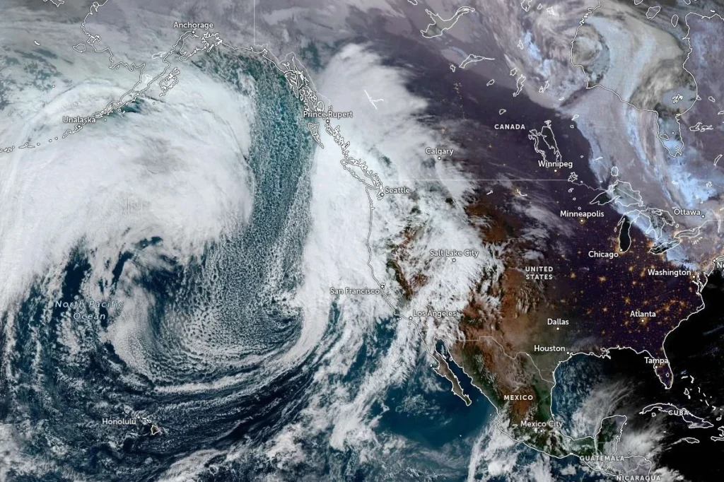 pacific and usa satellite image at 2220 utc on november 12 2025