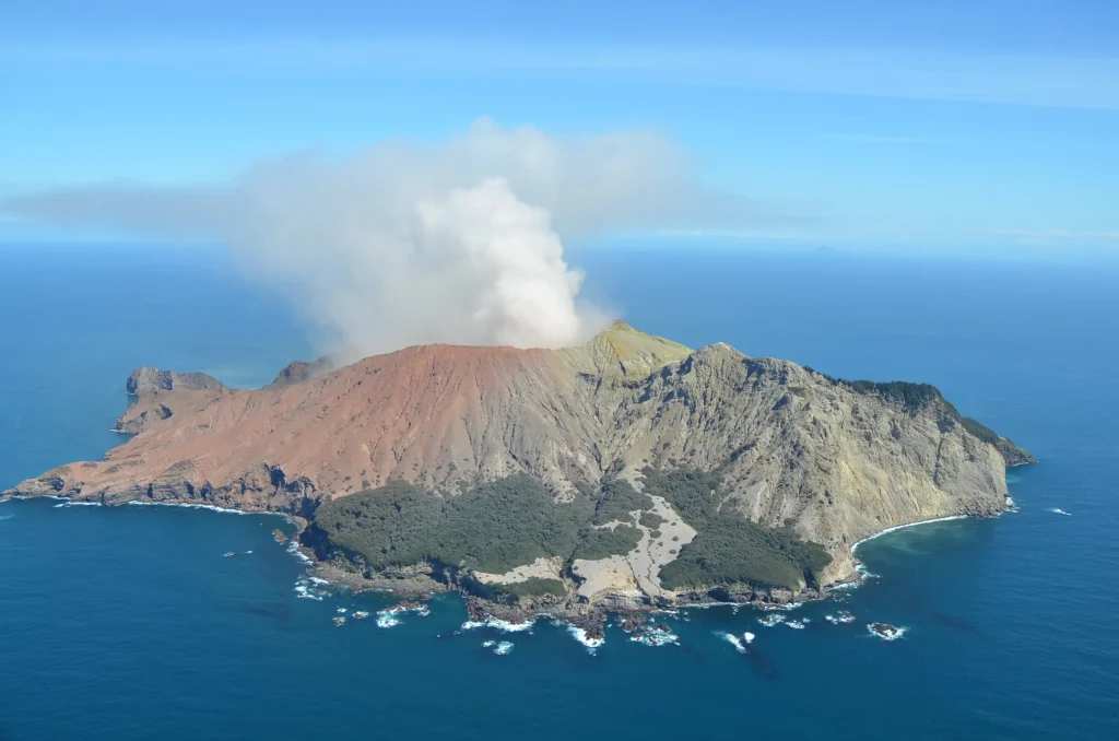 white island volcano new zealand november 3 2025