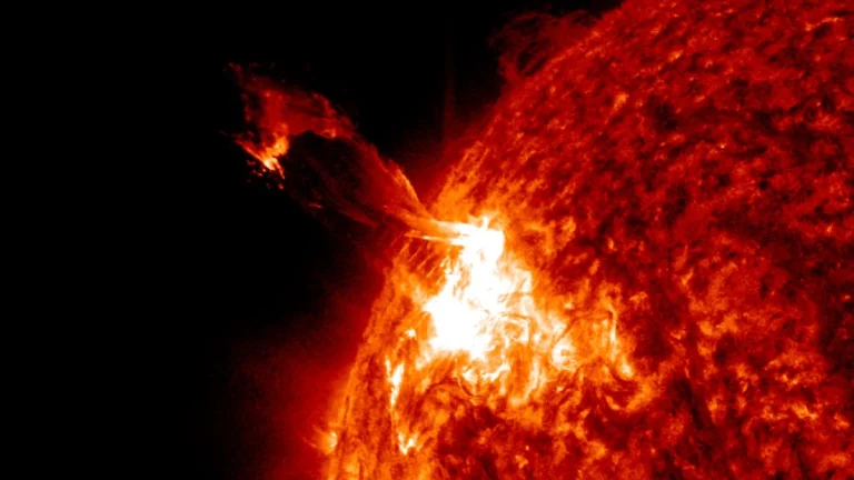 X1.8 solar flare on November 4, 2025.