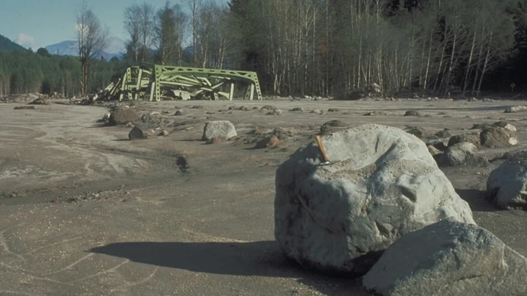 2Lahar devastation after the eruption of Mount Pinatubo, Philippines