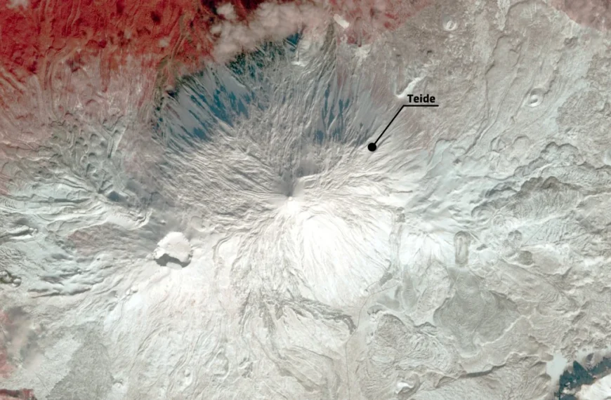 historic snowfall teide tenerife spain satellite image december 15 2025