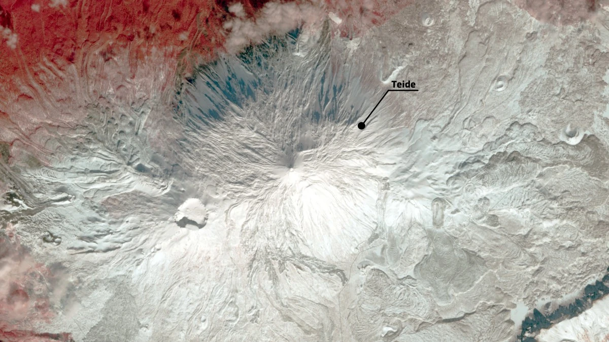 historic snowfall teide tenerife spain satellite image december 15 2025