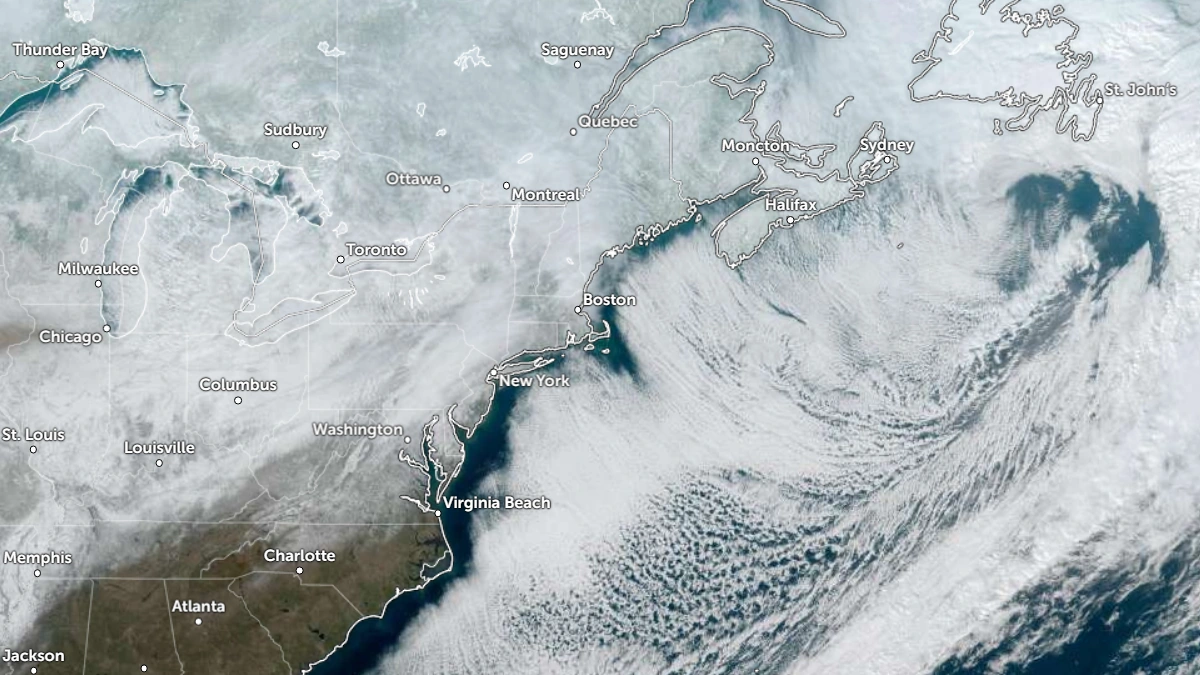 Satellite image of the U.S. East Coast at 17:40 UTC on January 27, 2026. Credit: NOAA/GOES-19, Zoom Earth, The Watchers