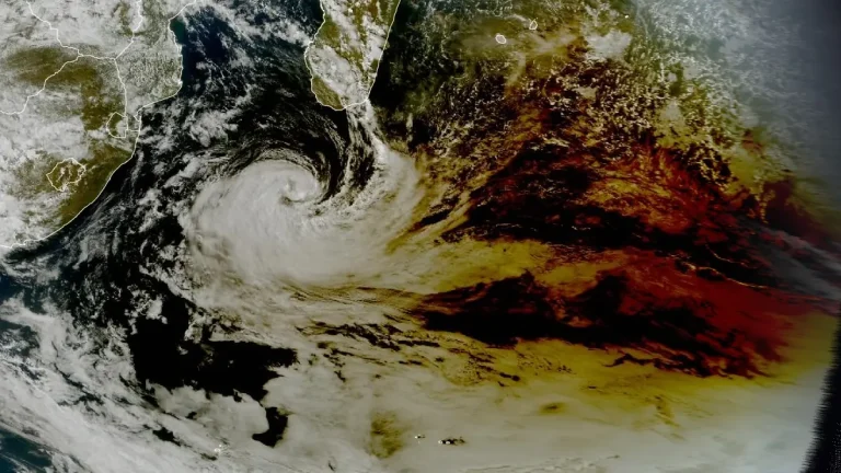 Annular solar eclipse shadow crosses the southwestern Indian Ocean on February 17, 2026, partially dimming Tropical Cyclone Gezani