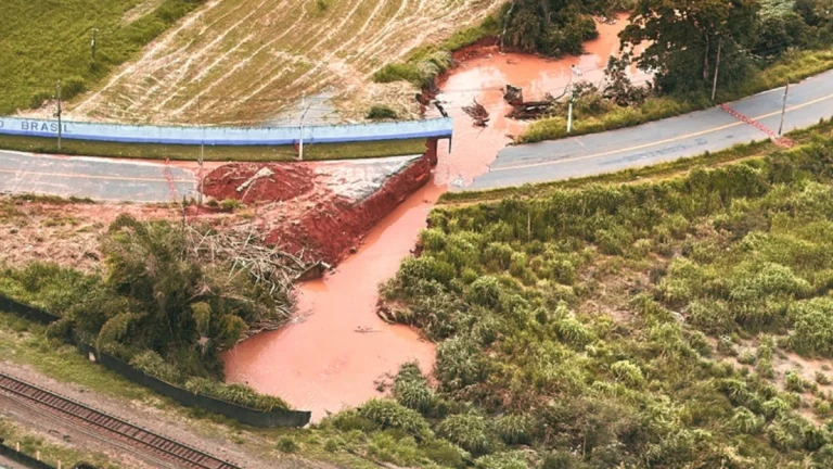 Flood damage in Juiz de Fora on February 25, 2026