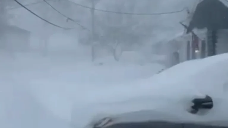 Heavy snow in Providence Rhode Island on February 23, 2026