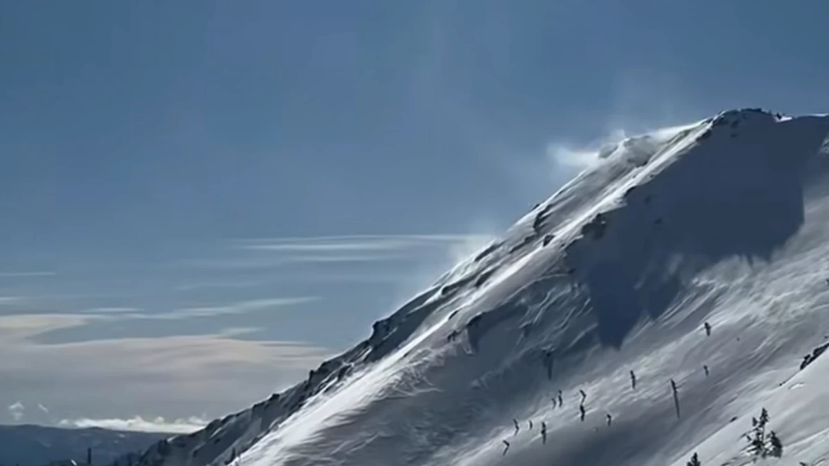 Snow drifting in Olympic Cascades on February 27, 2026