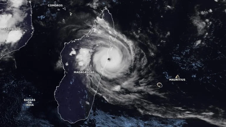 satellite image of tropical cyclone gezani at 1640 utc on february 10 2026
