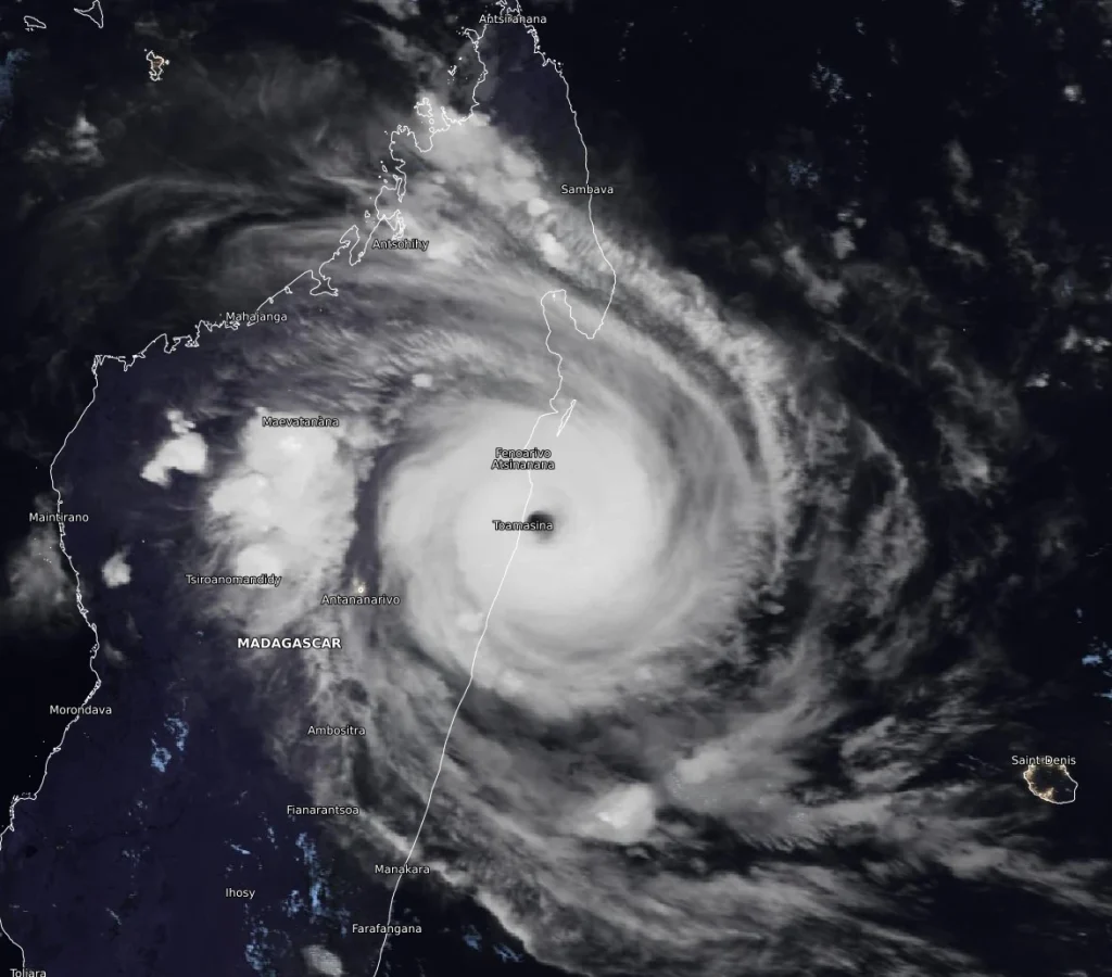 satellite image of tropical cyclone gezani at 1640 utc on february 10 2026 close
