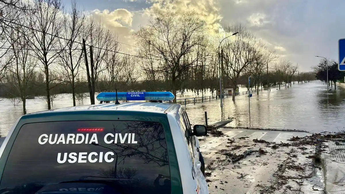 Officers maintaining an operational deployment in the evacuated La Isla area due to flooding on February 6, 2026