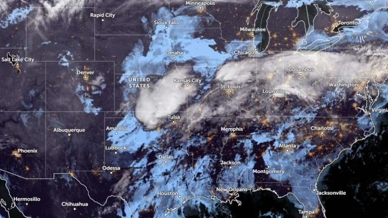 Satellite image of central and eastern U.S.A at 1100 UTC on March 4, 2026