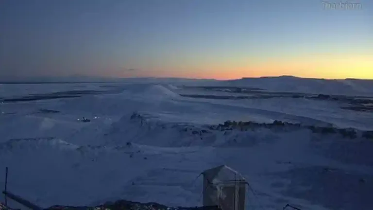 The eruption site as they appeared in a webcam located in Þorbjörn in the morning of October 20, 2025