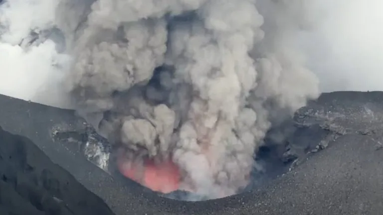 ambae volcano eruption february 2026 vmgd