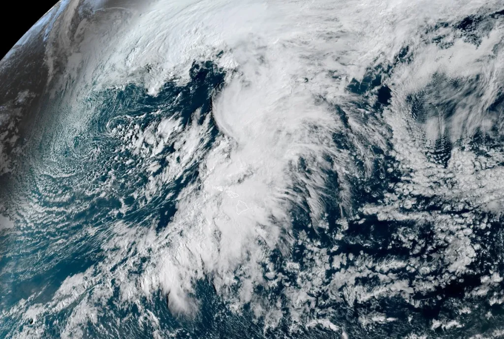 central pacific satellite image 1900 utc march 13 2026 goes-18