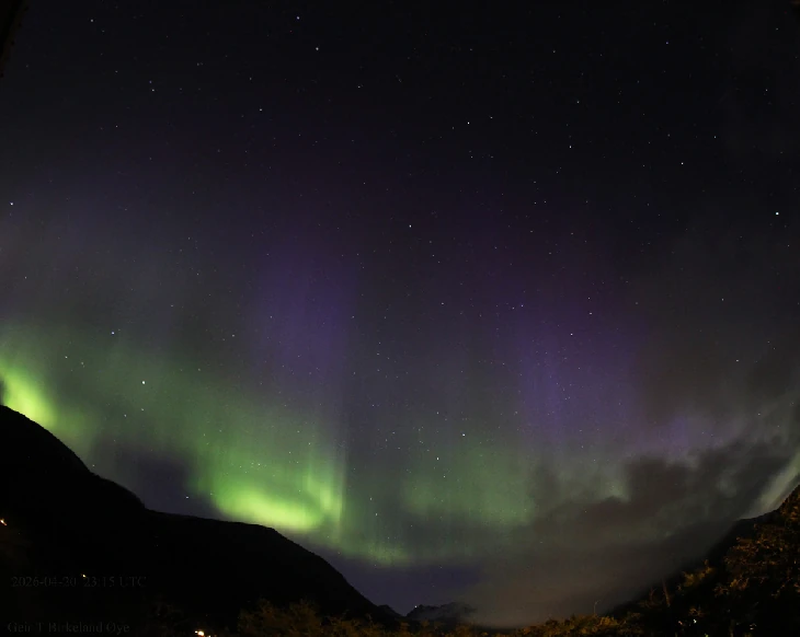 Blue aurora in Norway on April 21, 2026