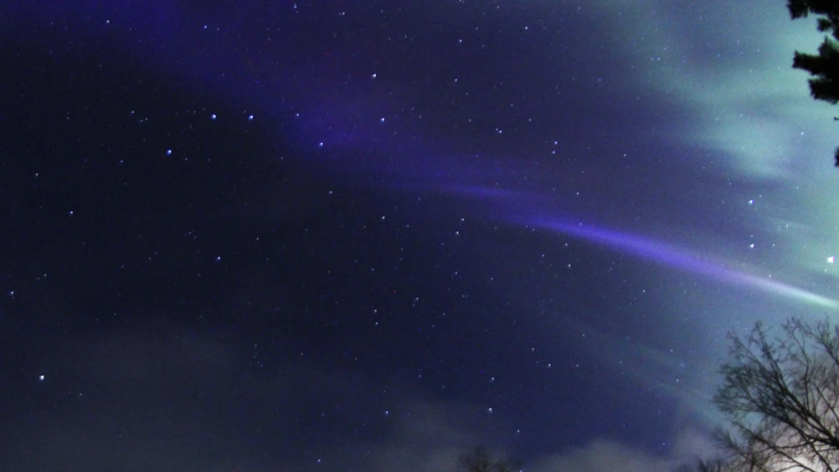 Blue aurora in Norway on April 21, 2026