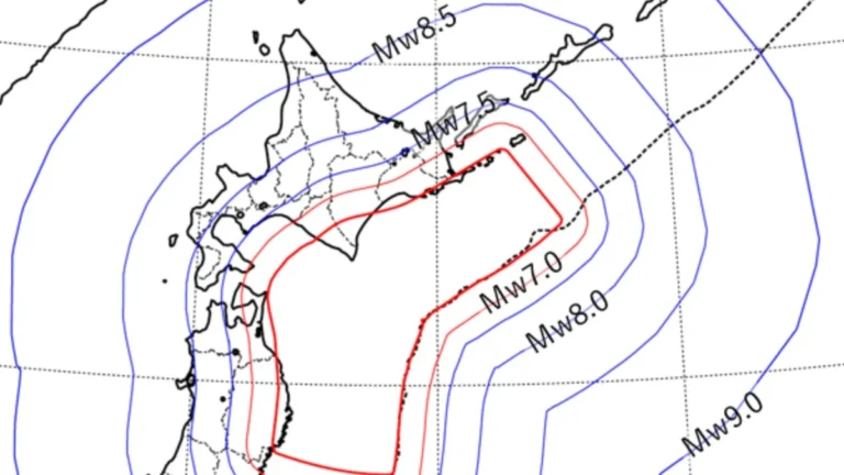 Modeled impact extent for potential earthquakes along the Japan Trench, showing expanding affected areas for M7 to M9 scenarios