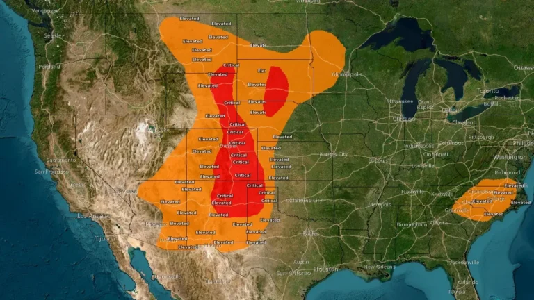 Day 1 Fire Weather Outlook showing Critical fire weather areas on April 22, 2026