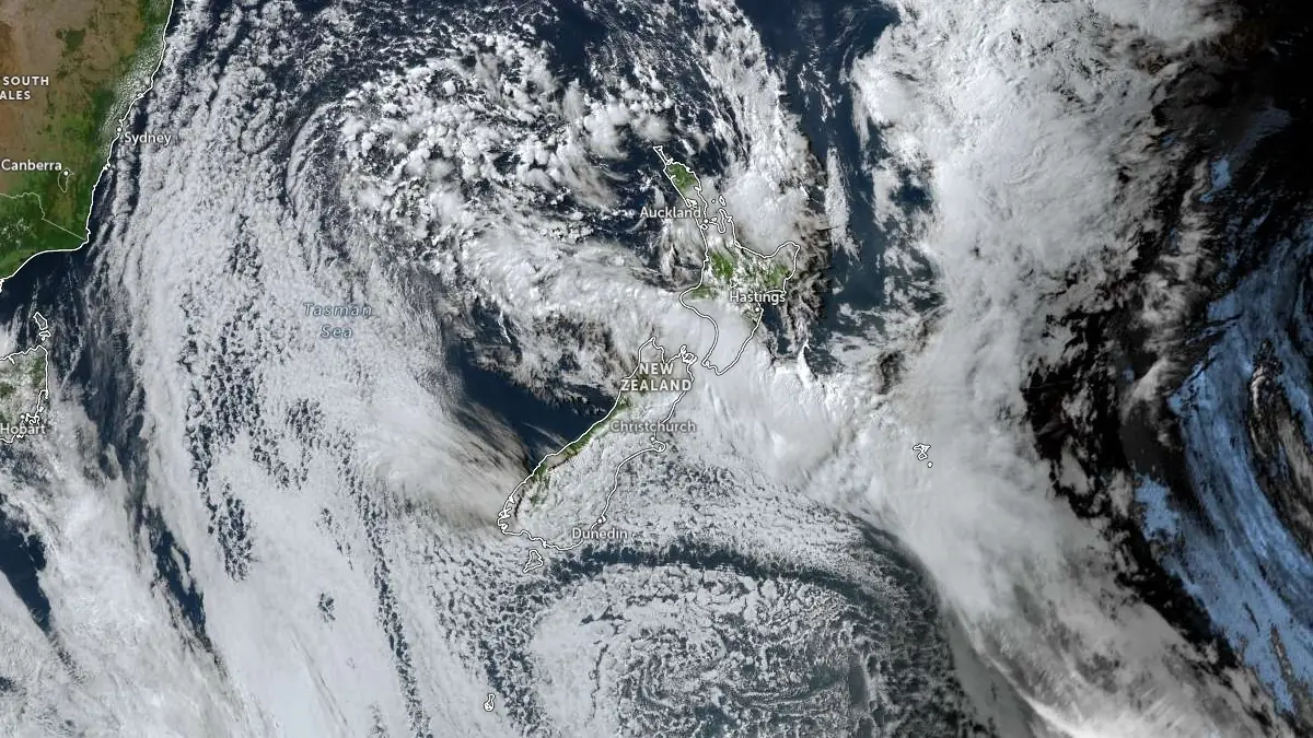 jma himawari-9 satellite image new zealand 0350 utc april 20 2026