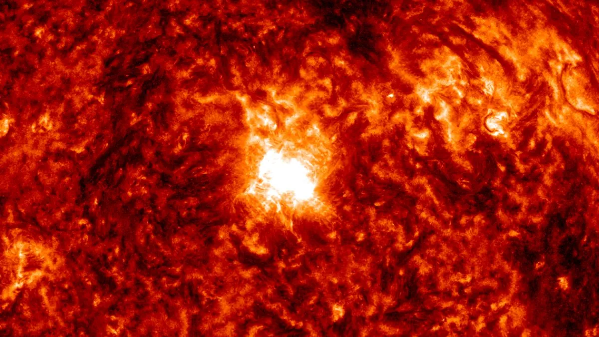 m7.5 solar flare 0117 utc april 4 2026 f