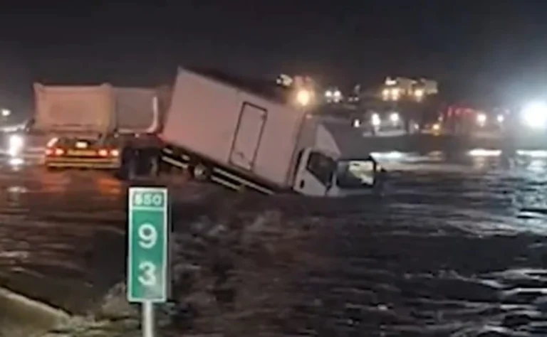 riyadh saudi arabia flood april 11 2026