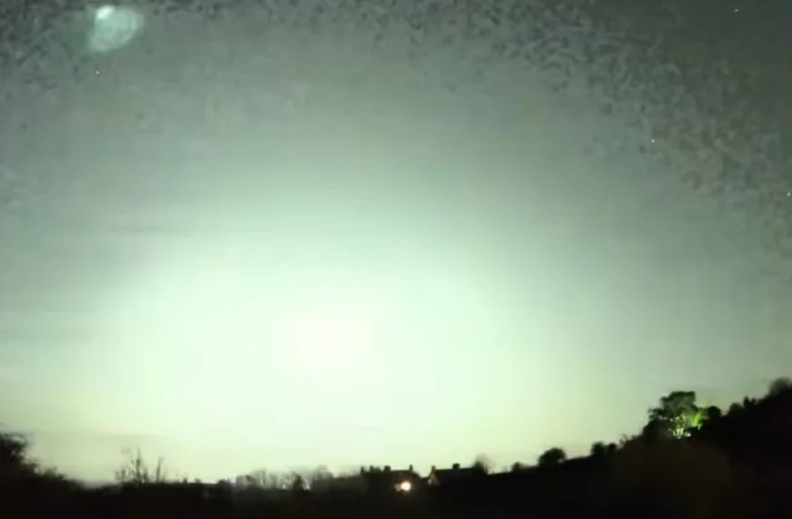 Very bright fireball over the United Kingdom on April 12, 2026