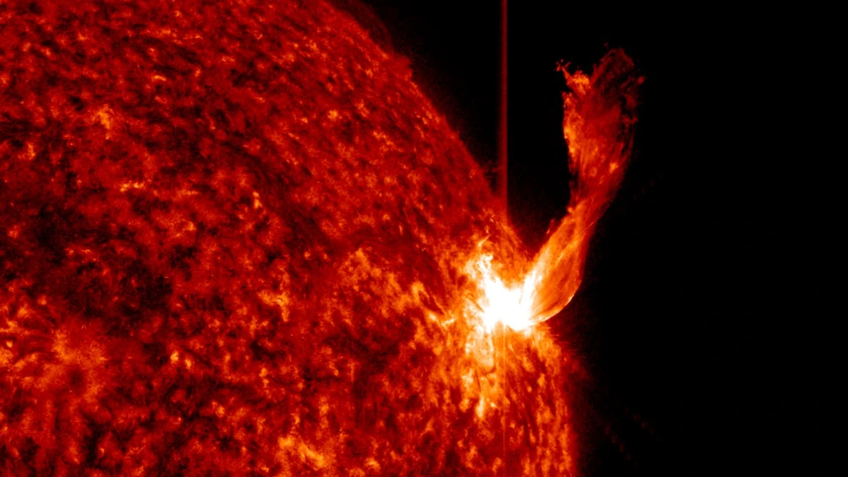 x2.4 solar flare on april 24 2026 0111utc