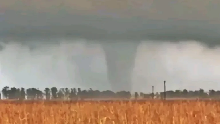 Tornado in Las Flores, Buenos Aires, Argentina on May 6, 2026