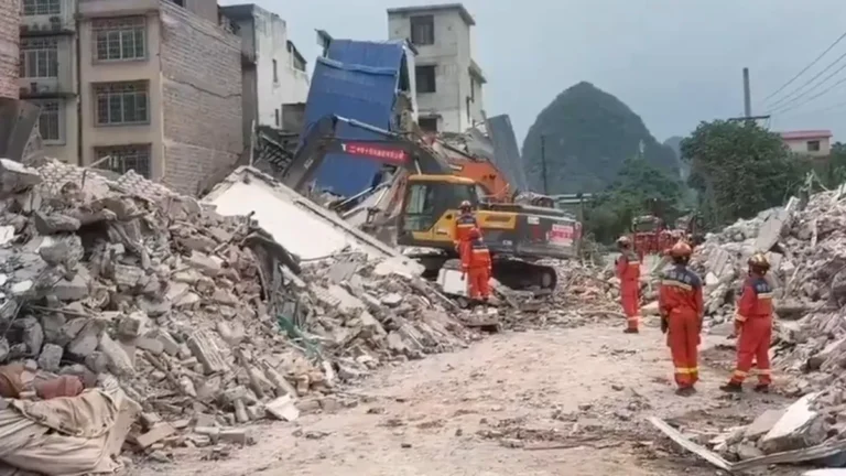 china m5.2 earthquake guangxi damage may 17 2026