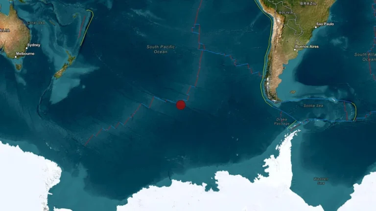 epicenter m6.6 earthquake southern east pacific rise may 20 2026
