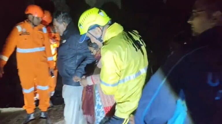 kedarnath route landslides disruption may 19 2026
