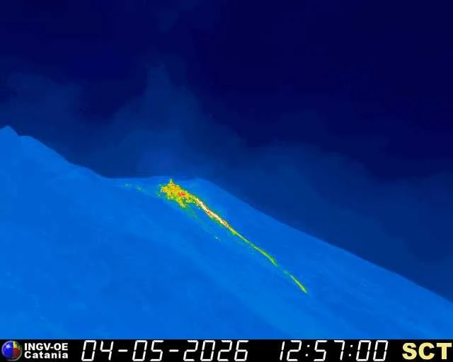 lava flow stromboli 1257 utc may 4 2026