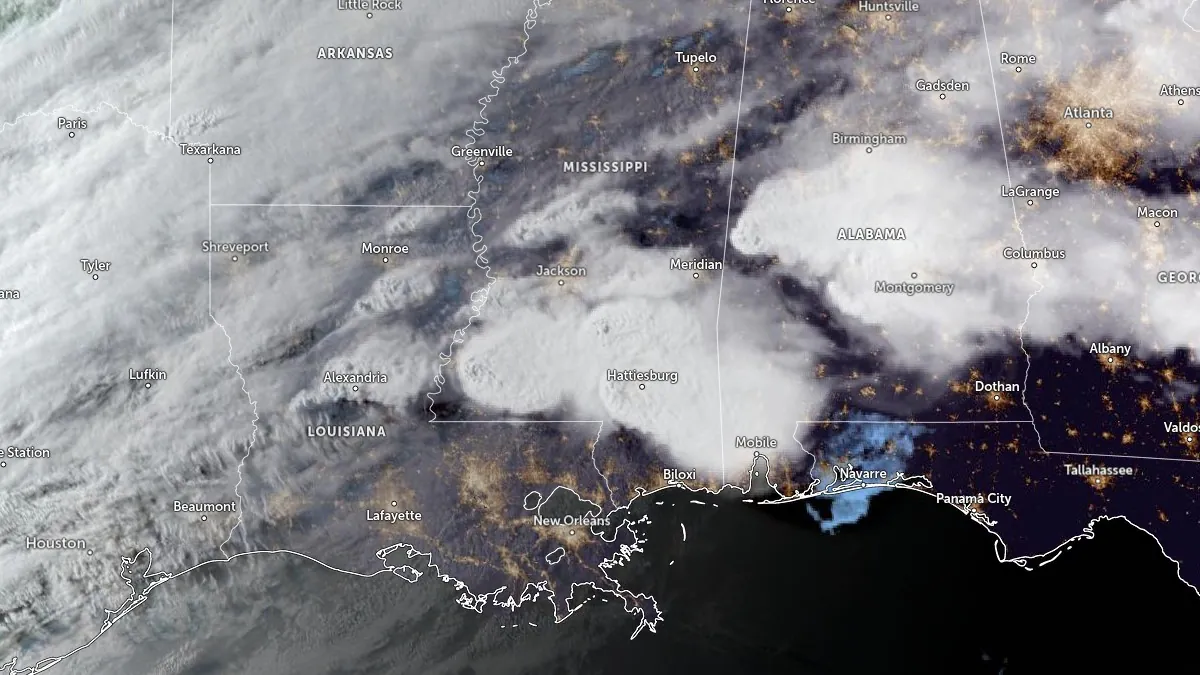 satellite image centered over jackson mississippi at 2350 utc on may 6 2026
