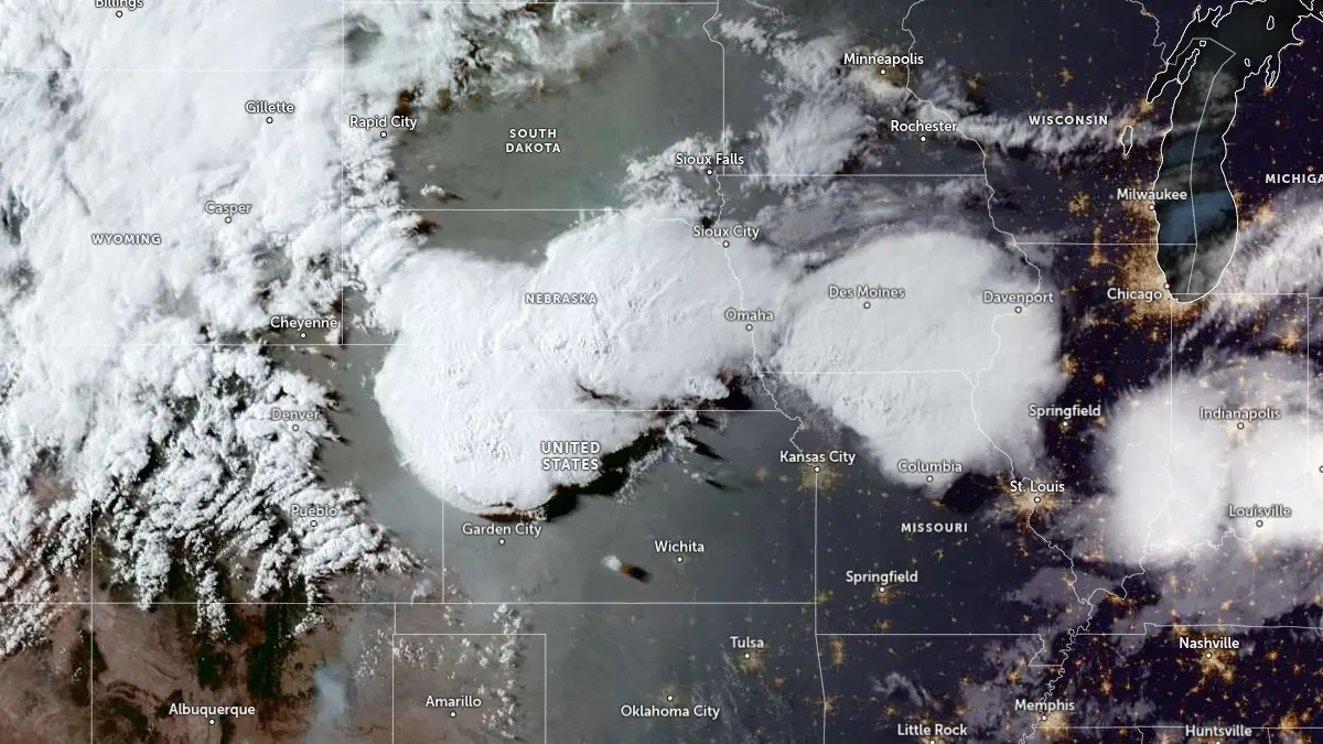 Satellite image acquired at 00:20 UTC on May 17, 2026