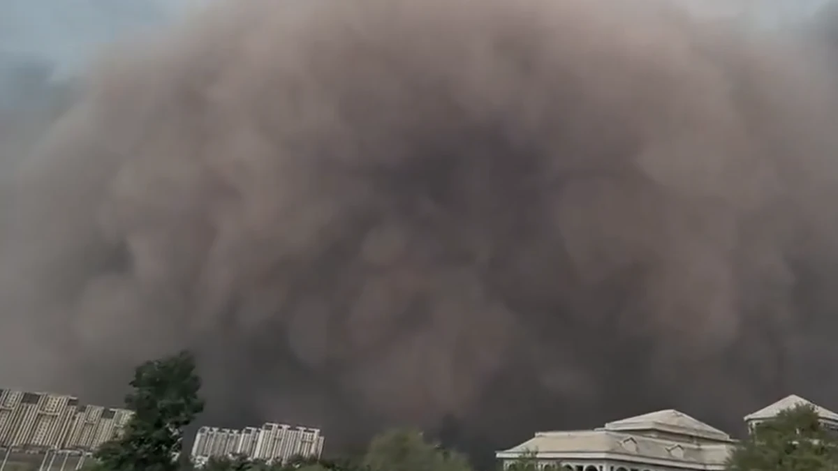 Massive dust storm in Harbin, Heilongjiang on May 31, 2026. Credit: Yangyubin1998