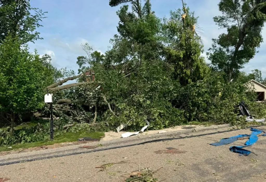 EF2 tornado Detroit Lakes Minnesota july 6 2026