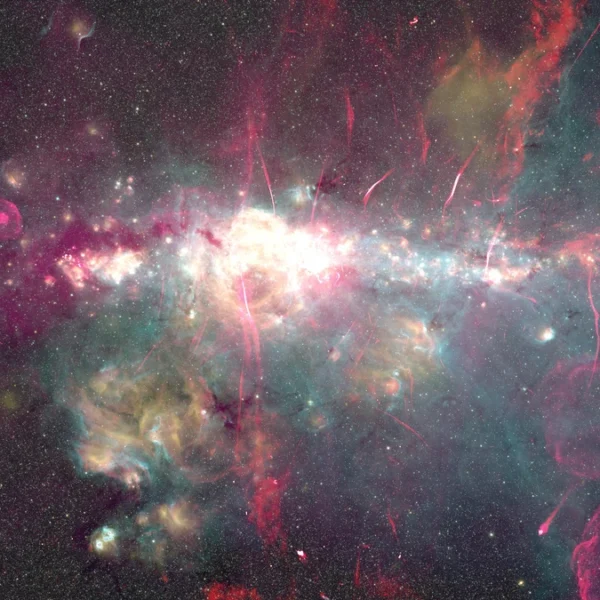 Image of the galactic center obtained from observations made with different telescopes