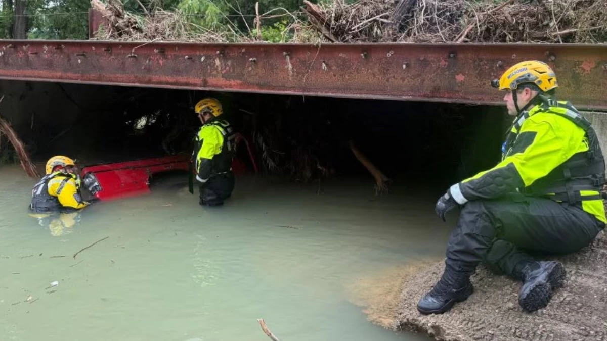 MSEMA operatives recovering vehicle swept away by floodwaters in Missouri on July 11, 2026