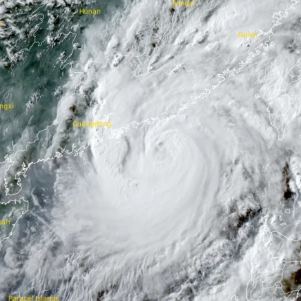 Satellite image of typhoon Noul at 09:50 UTC on July 25, 2026. Credit: JMA/Himawari-9, RAMMB/CIRA, The Watchers