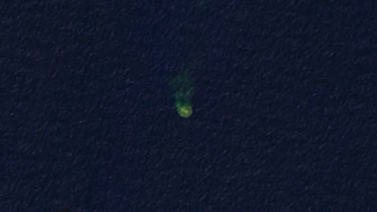 Submarine eruption at Ahyi Seamount on November 27, 2022