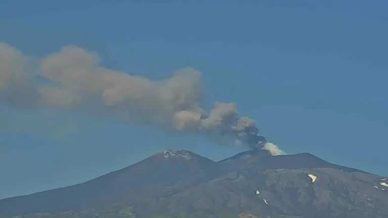 etna 0848 utc on july 5 2026 f