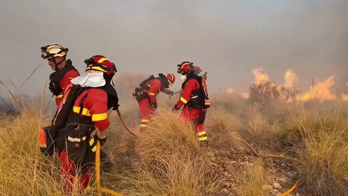 firefighting efforts almeria span july 9 2026