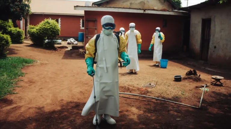 Decontamination teams are visiting the home of a patient who is being treated at the Elikya Ebola treatment center. Julien Dewarichet/MSF