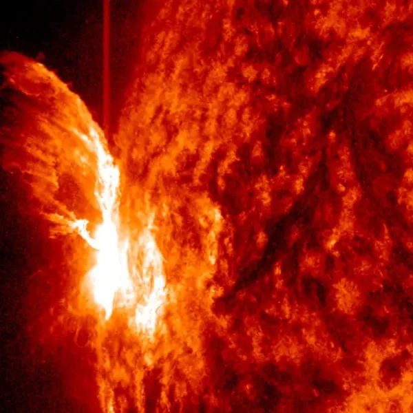 Solar activity reaches moderate levels following strong M8.1 flare from Active Region 4513